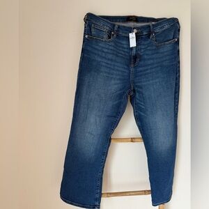 Banana Republic Cropped Bootcut Jeans